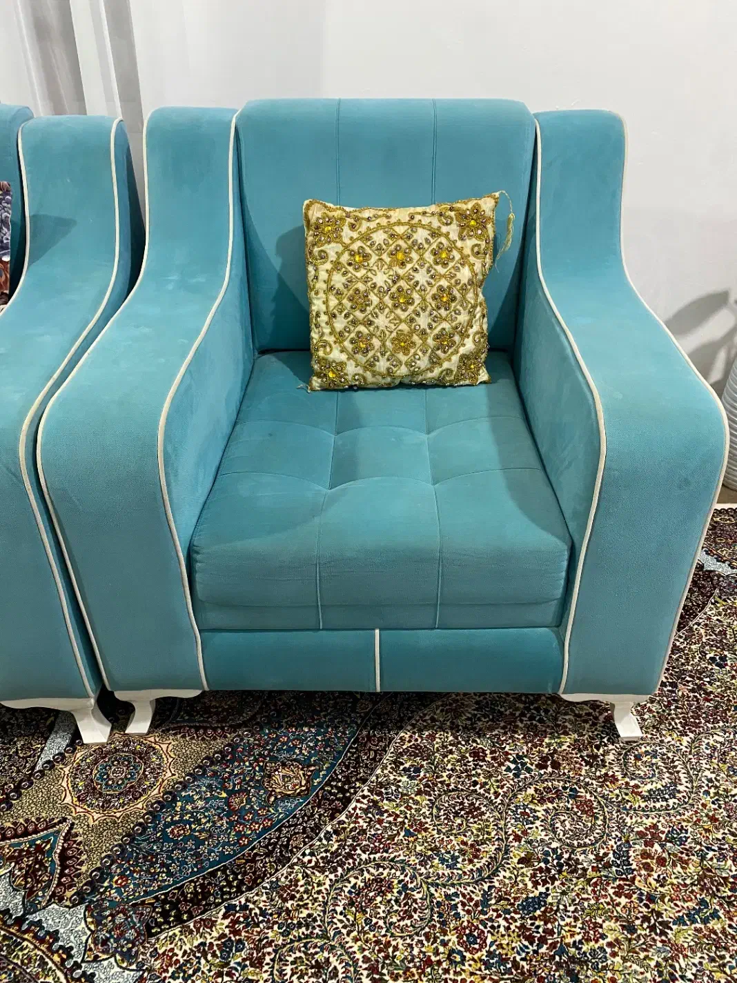 مبل راحتی فیروزه ای روشن|مبلمان خانگی و میز عسلی|محمودآباد, |دیوار