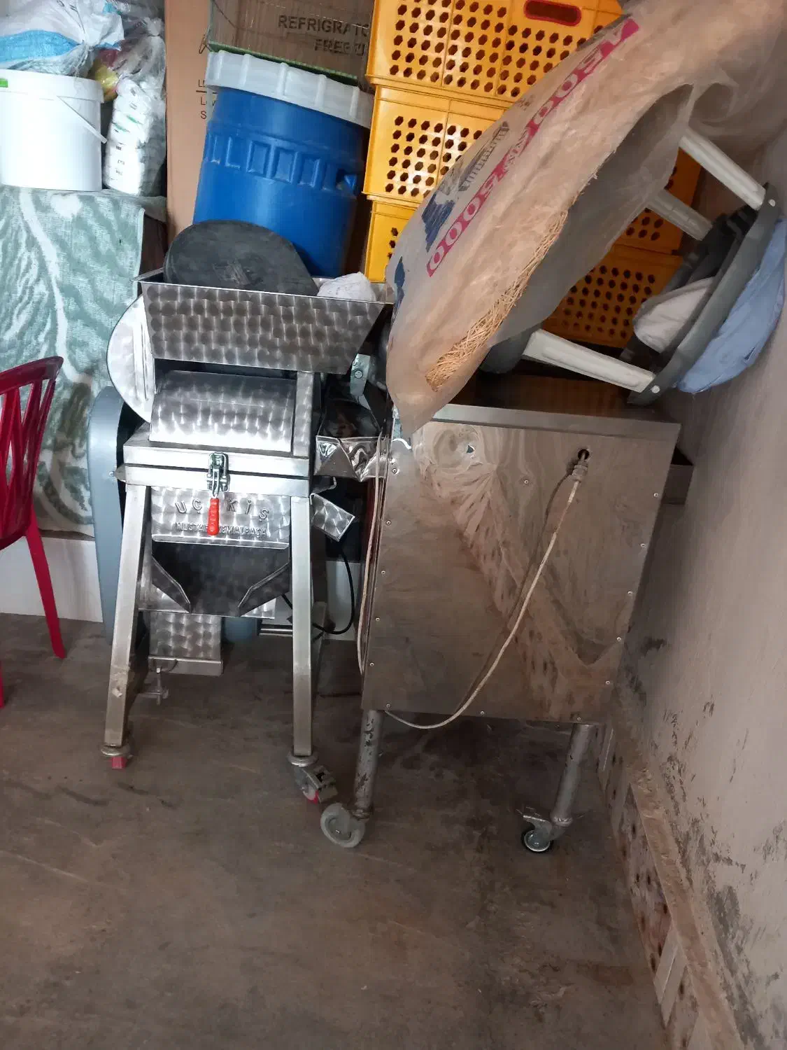 فروش وسایل سبزی خرد کنی|آبمیوهگیر و آبمرکباتگیر|ارمند, |دیوار