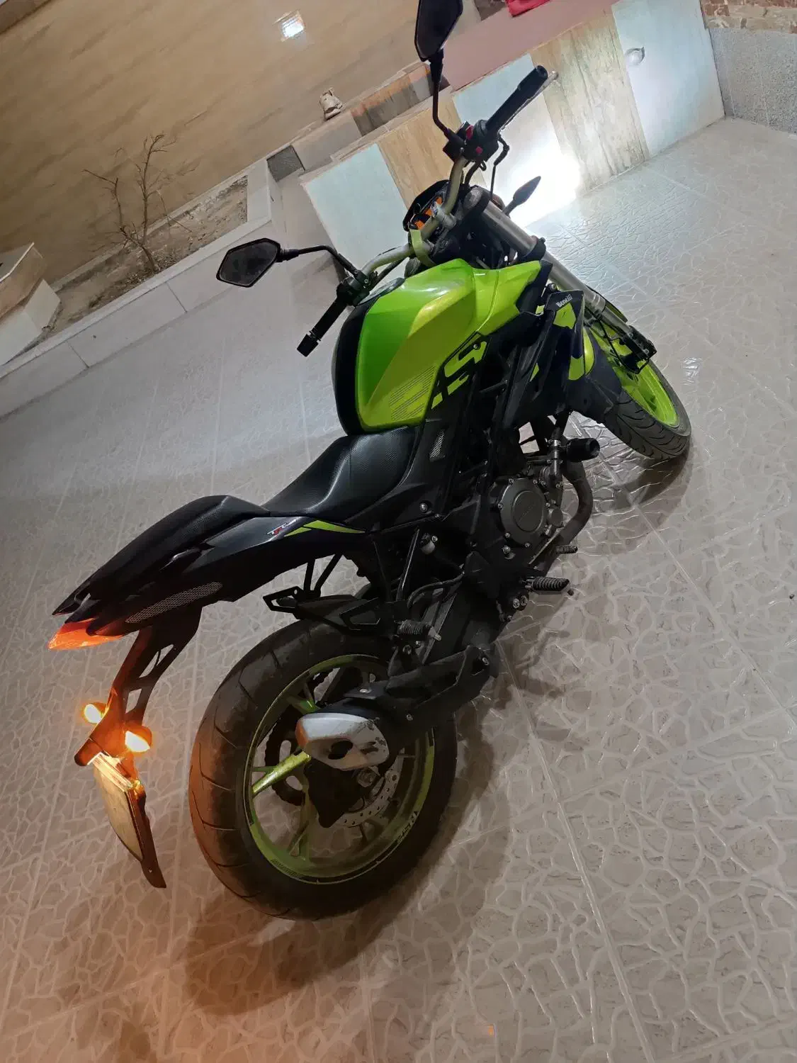 موتور بنلی 250|موتورسیکلت|شیراز, شهرک گلستان شمالی|دیوار