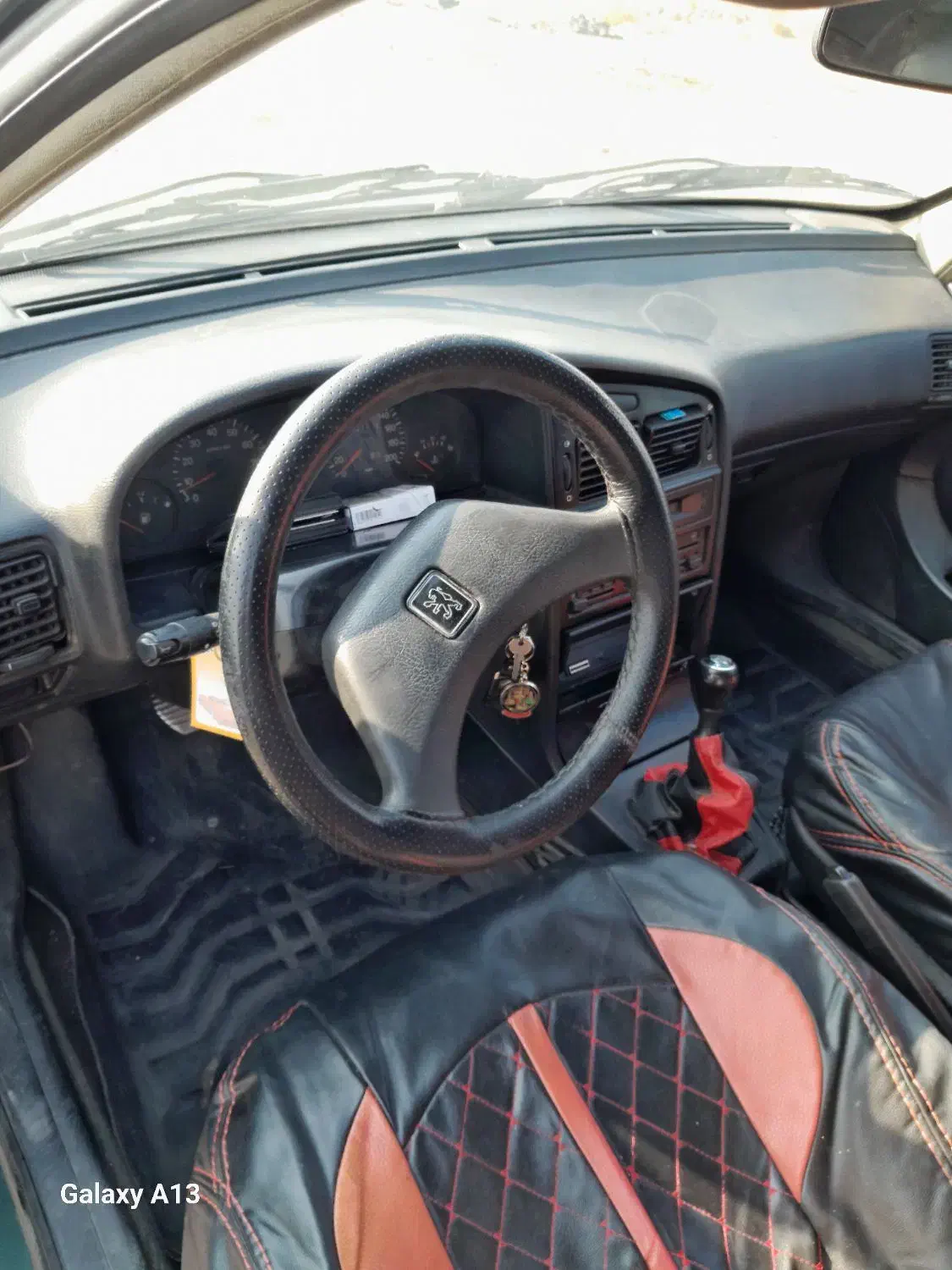 پژو ۴۰۵ مدل ۸۱ انژکتور|خودرو سواری و وانت|ری, شهید بهشتی|دیوار