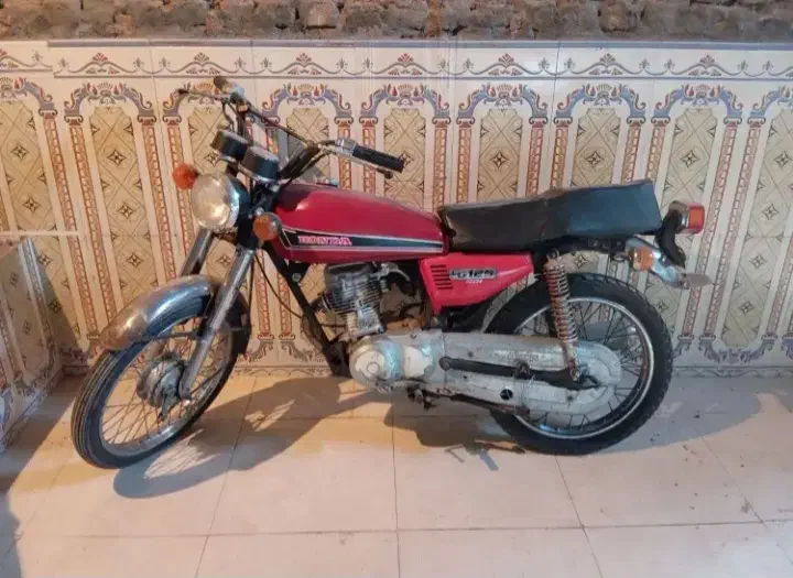 هوندامدل83|موتورسیکلت|رفسنجان, |دیوار