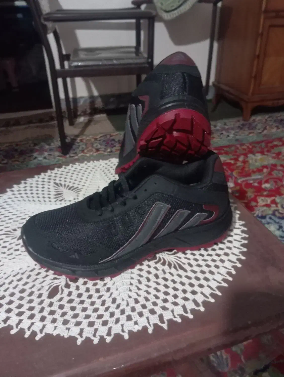 کفش|کیف، کفش، کمربند|نیشابور, فردوس شمالی|دیوار