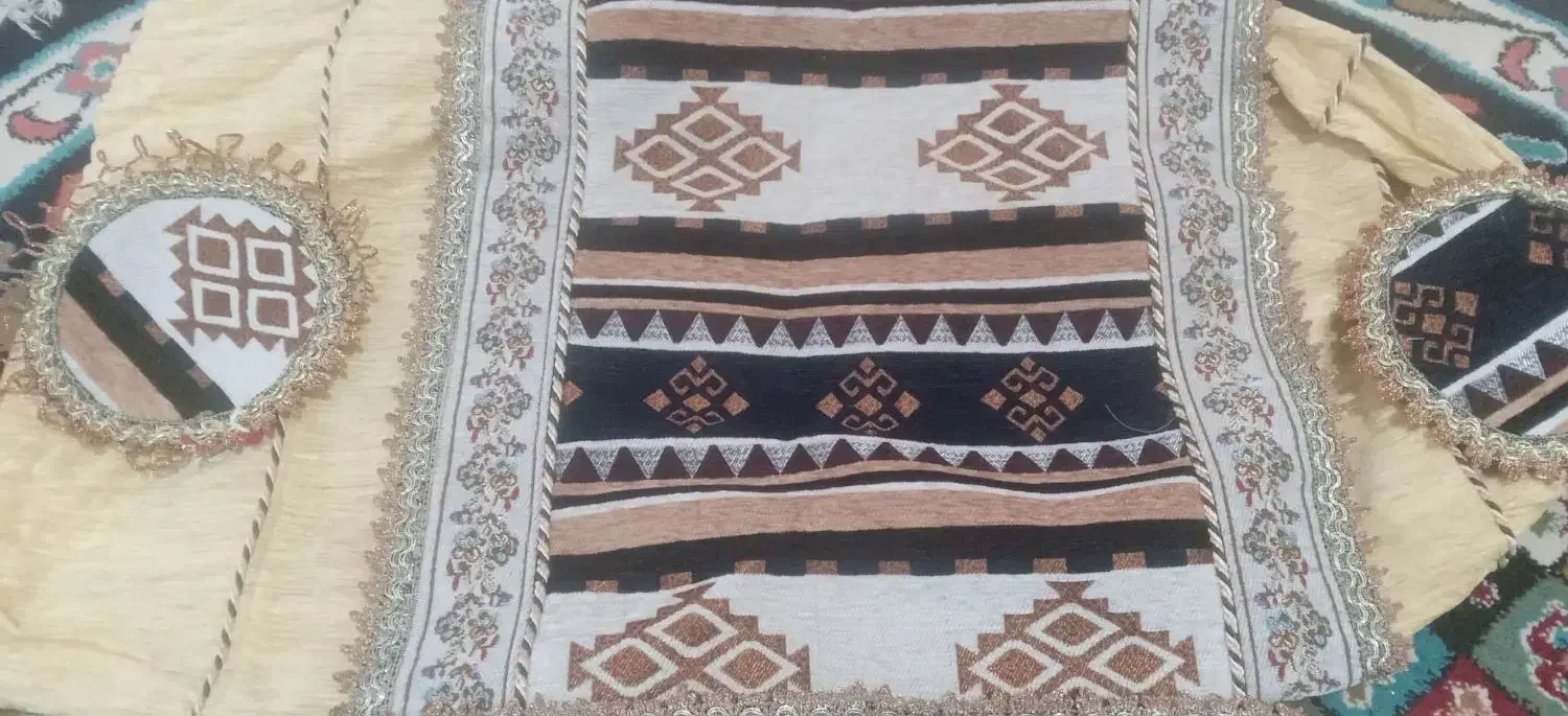 رو بالشتی|پشتی|یاسوج, |دیوار