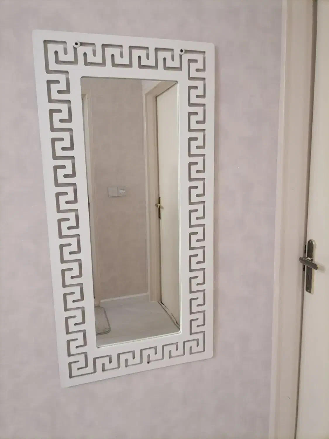 آینه دور قاب چوبی|آینه|قزوین, |دیوار