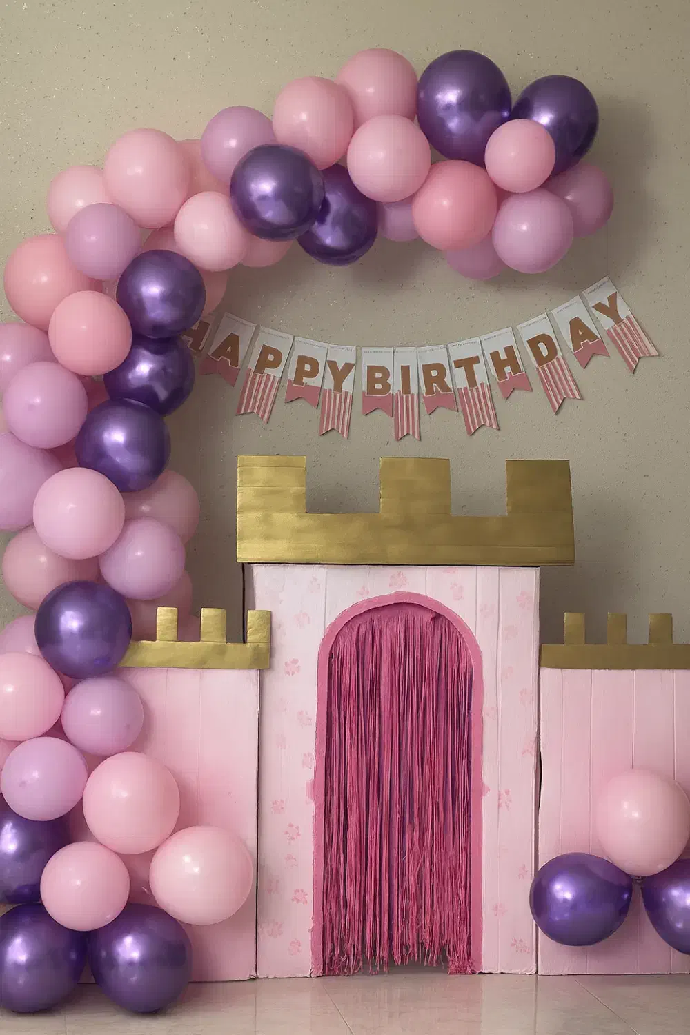 اجاره تم تولد قلعه صورتی|اسباب‌‌بازی|تهران, امانیه|دیوار