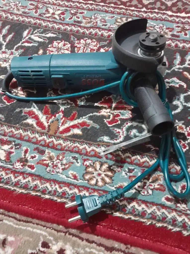 نونوهستن|ابزارآلات|ایرانشهر, |دیوار