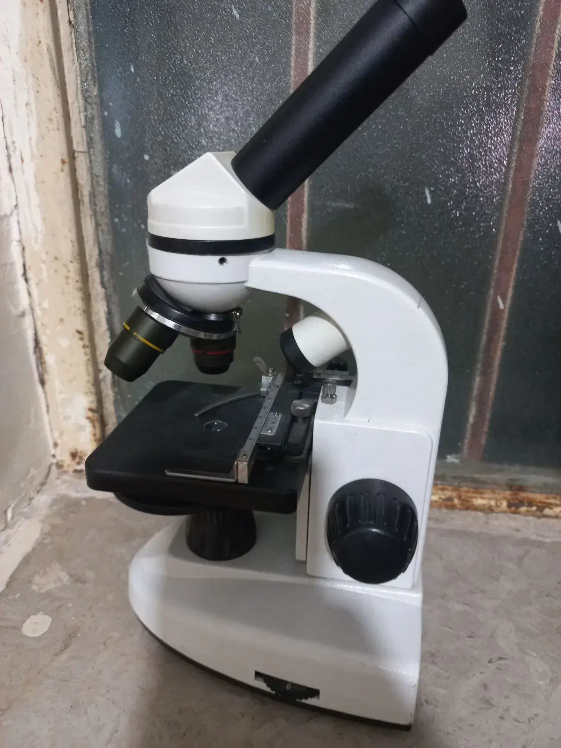 میکروسکوپ|پزشکی|یاسوج, |دیوار