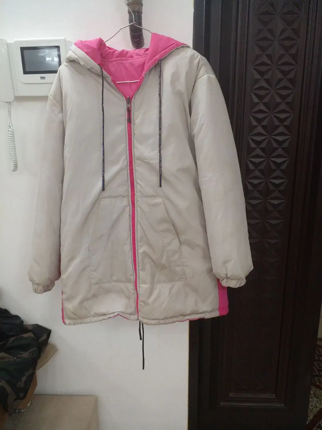 کاپشن|لباس|آران و بیدگل, |دیوار