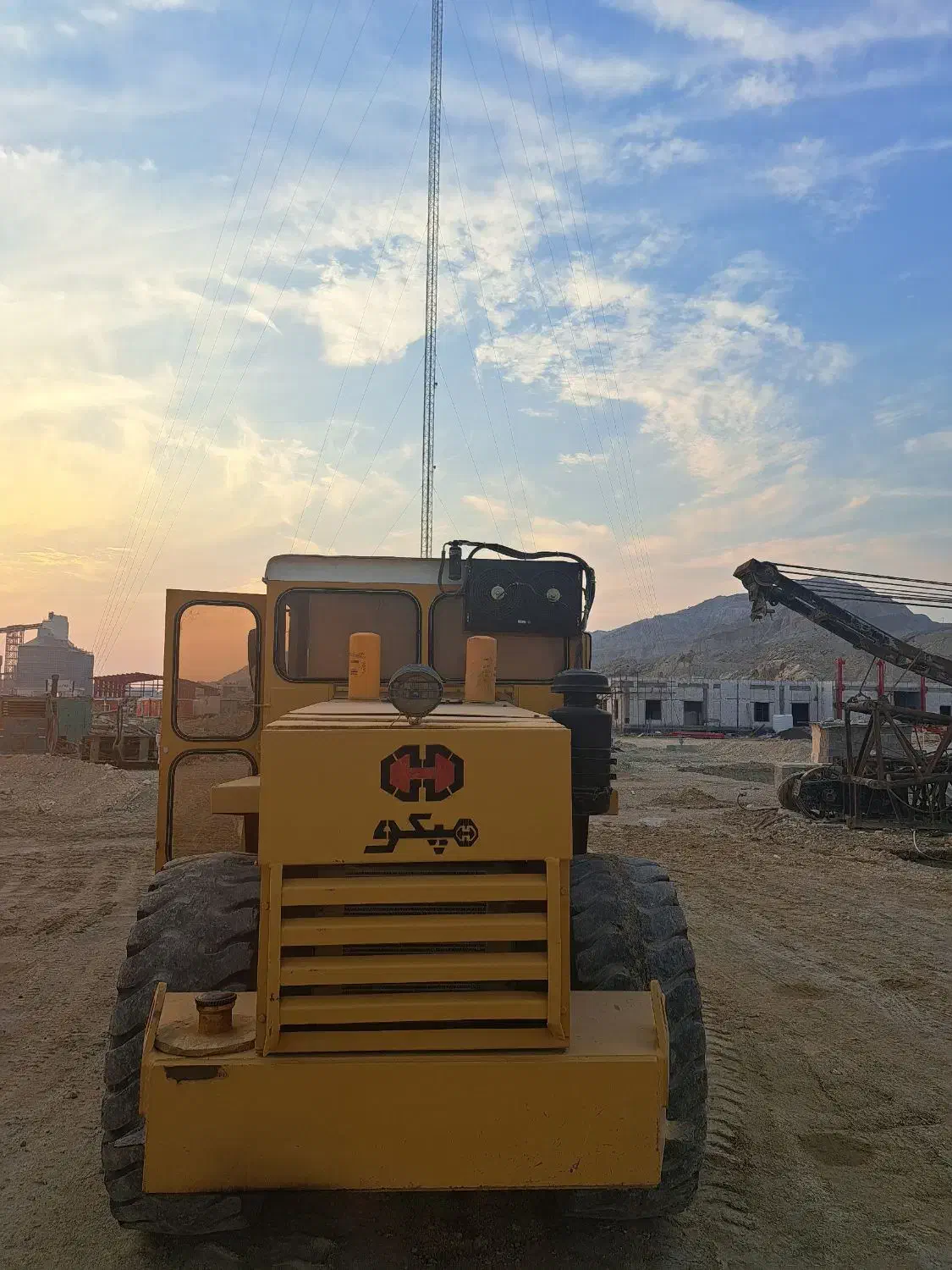 غلطک سی آ۲۵ هپکو مدل ۶۳|خودرو سنگین|فلاورجان, |دیوار