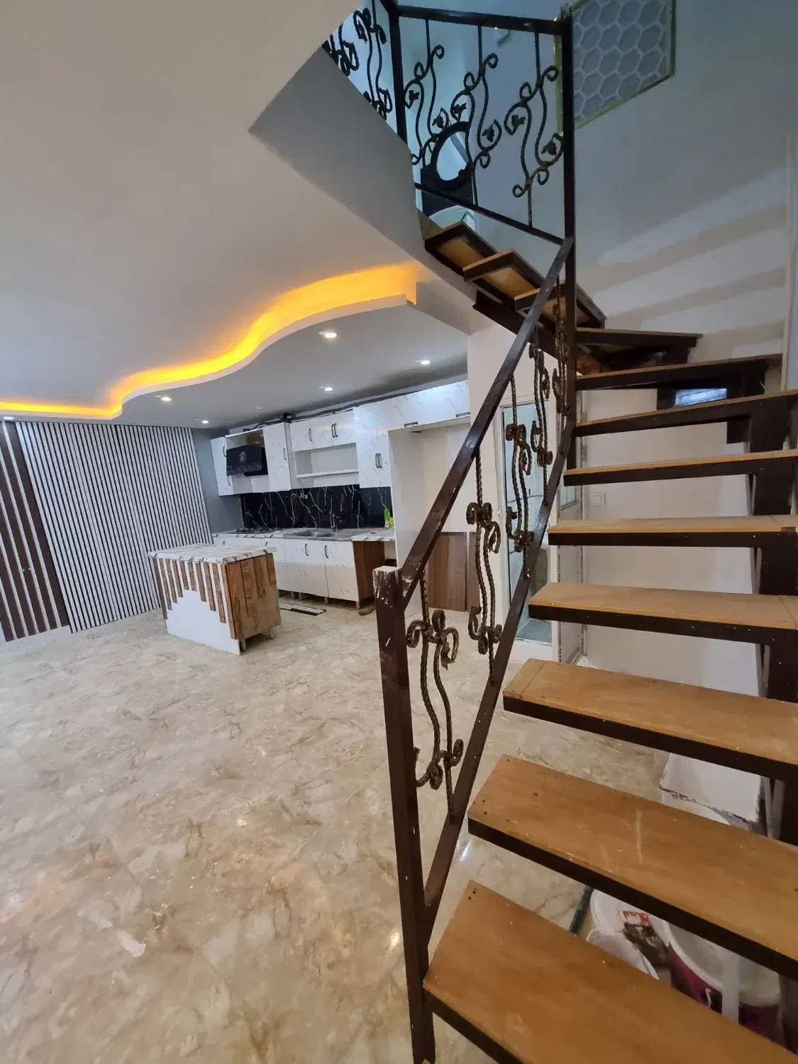 آپارتمان/۱۰۰متردوبلکس راه جدافروش یامعاوضه سرآسیاب|فروش آپارتمان|ملارد, |دیوار