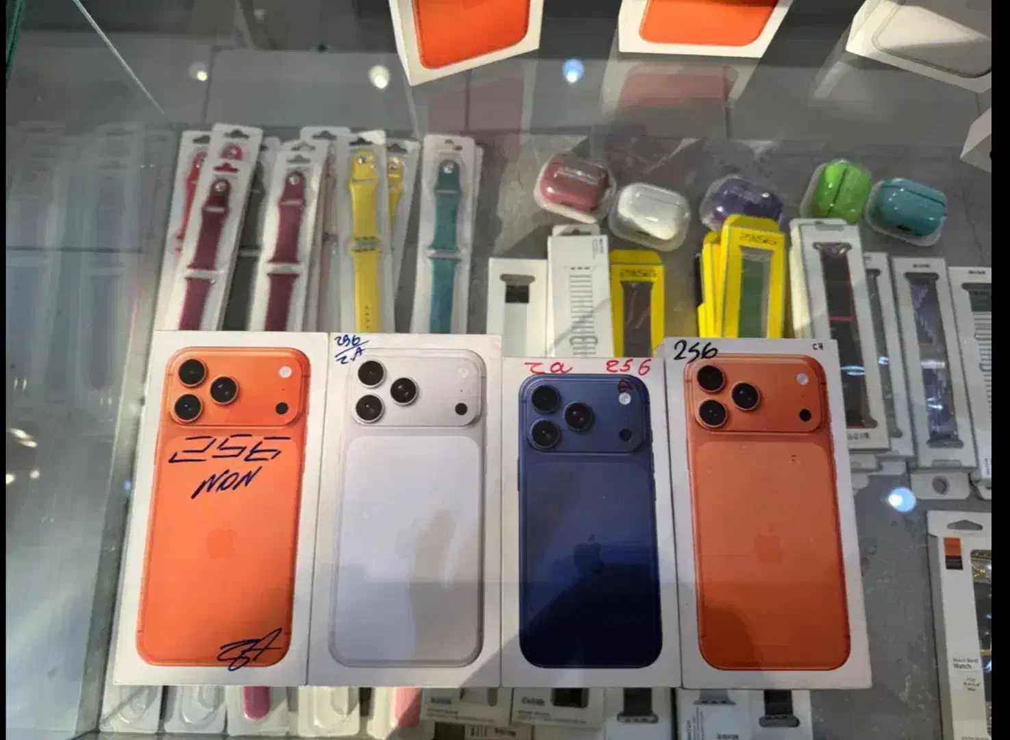 آیفون سری 17 تحویل فوری، قیمت عالی اقساطی با طلا|موبایل|کرمانشاه, |دیوار