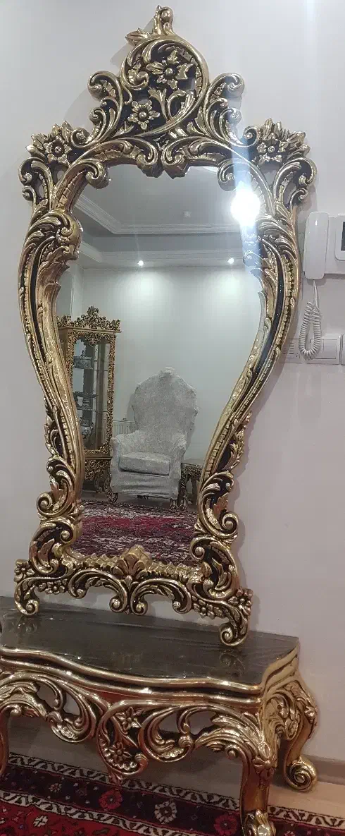 آینه|آینه|تبریز, |دیوار