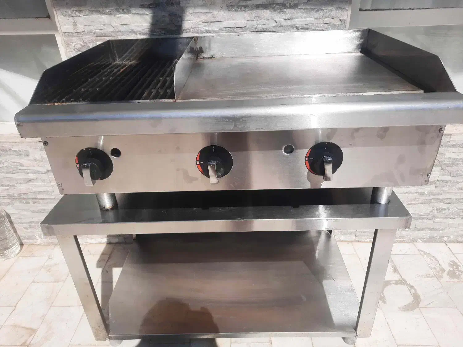 گریل ترکیبی ۹۰سانتی ۳شعله|کافیشاپ و رستوران|چادگان, |دیوار