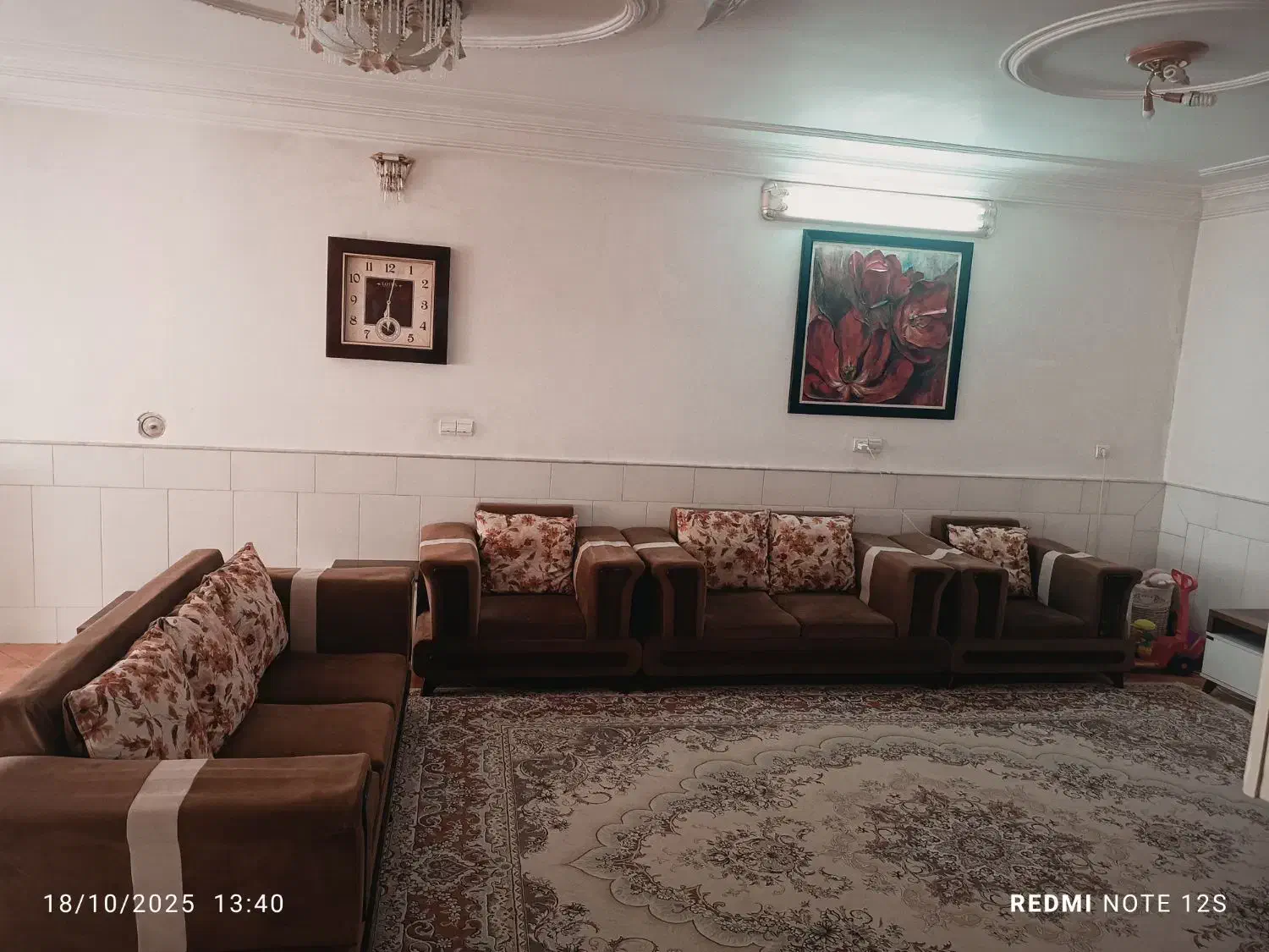 مبل راحتی|مبلمان خانگی و میز عسلی|کاشان, قطب راوندی|دیوار