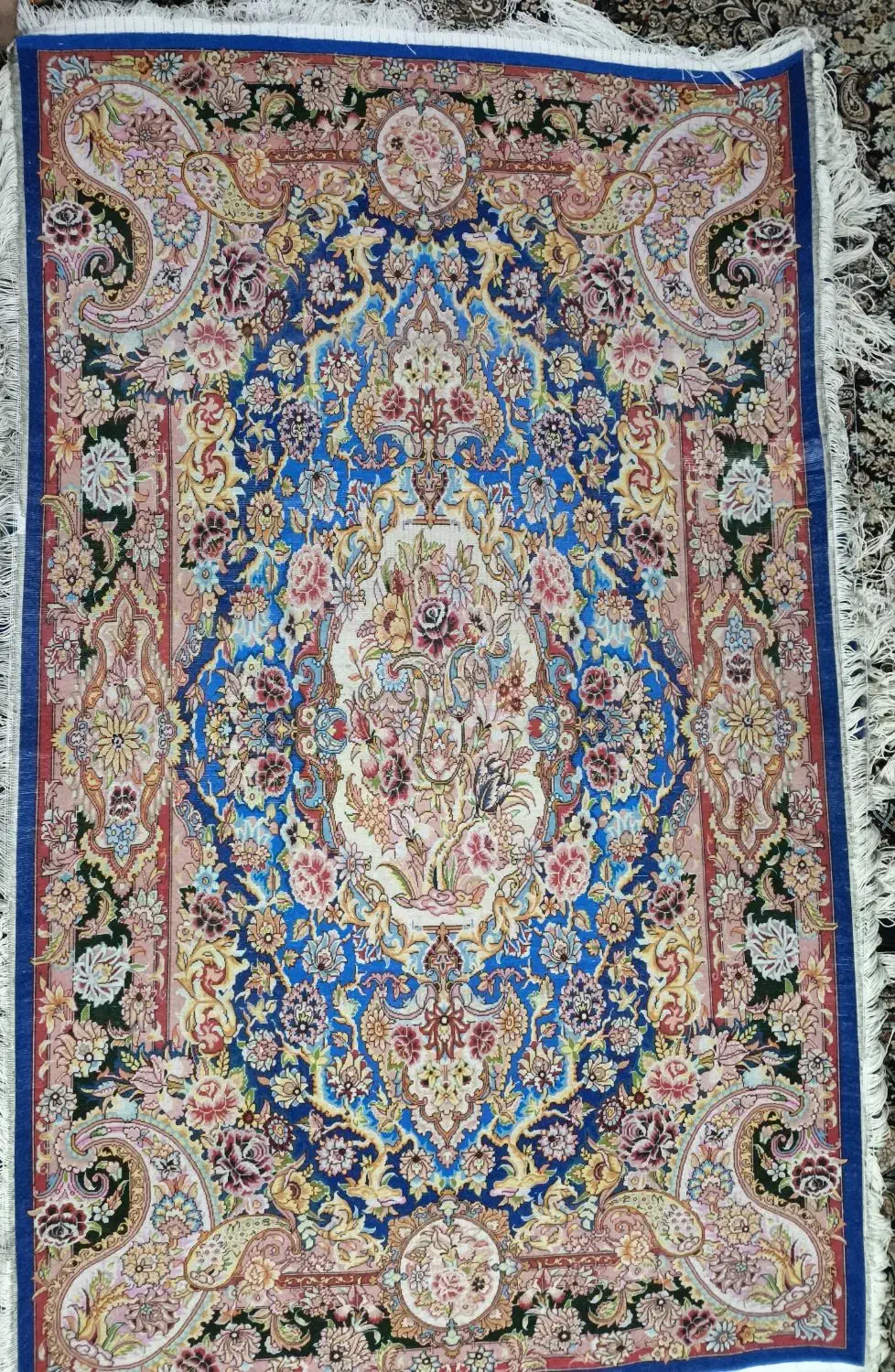فرش دستباف سالاری (باغ بهشت)|فرش|سنندج, |دیوار