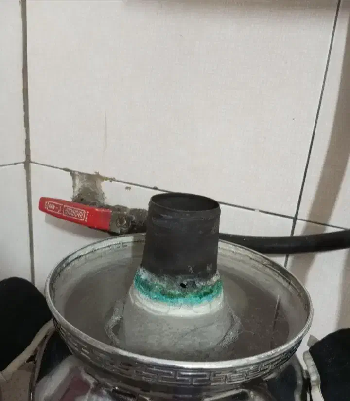 فروش و خریدار سماور شکسته فرسوده از کار افتاده|سماور، چایساز، قهوهساز|بروجرد, |دیوار