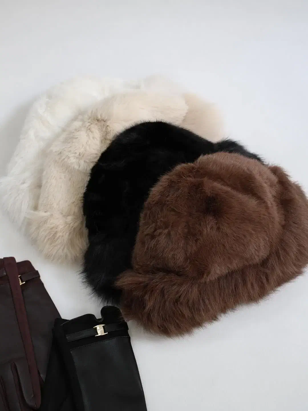 کلاه خزدار وارداتی (ارسال رایگان)|لباس|پرند, فاز ۲|دیوار