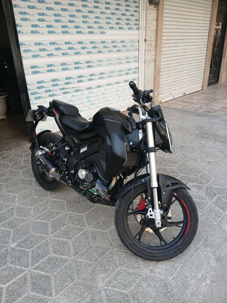 بنلی 180|موتورسیکلت|مشهد, کوی المهدی|دیوار