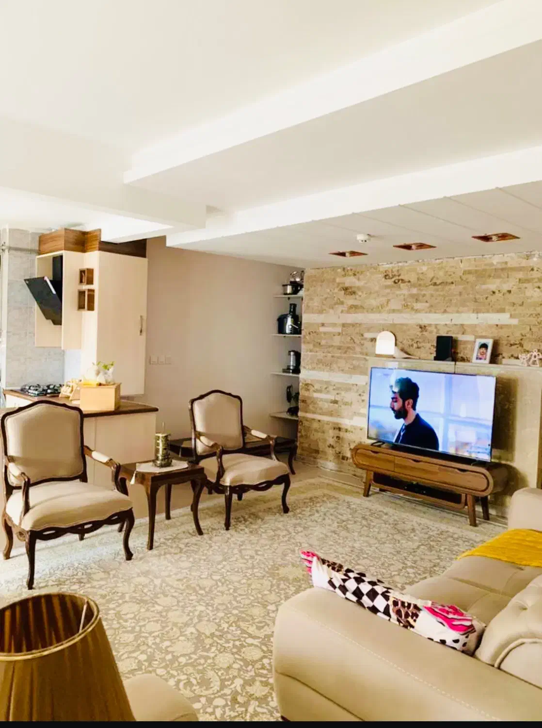 فروش یک واحد اپارتمان خوش نقشه در برج نگین چالوس|فروش آپارتمان|چالوس, |دیوار