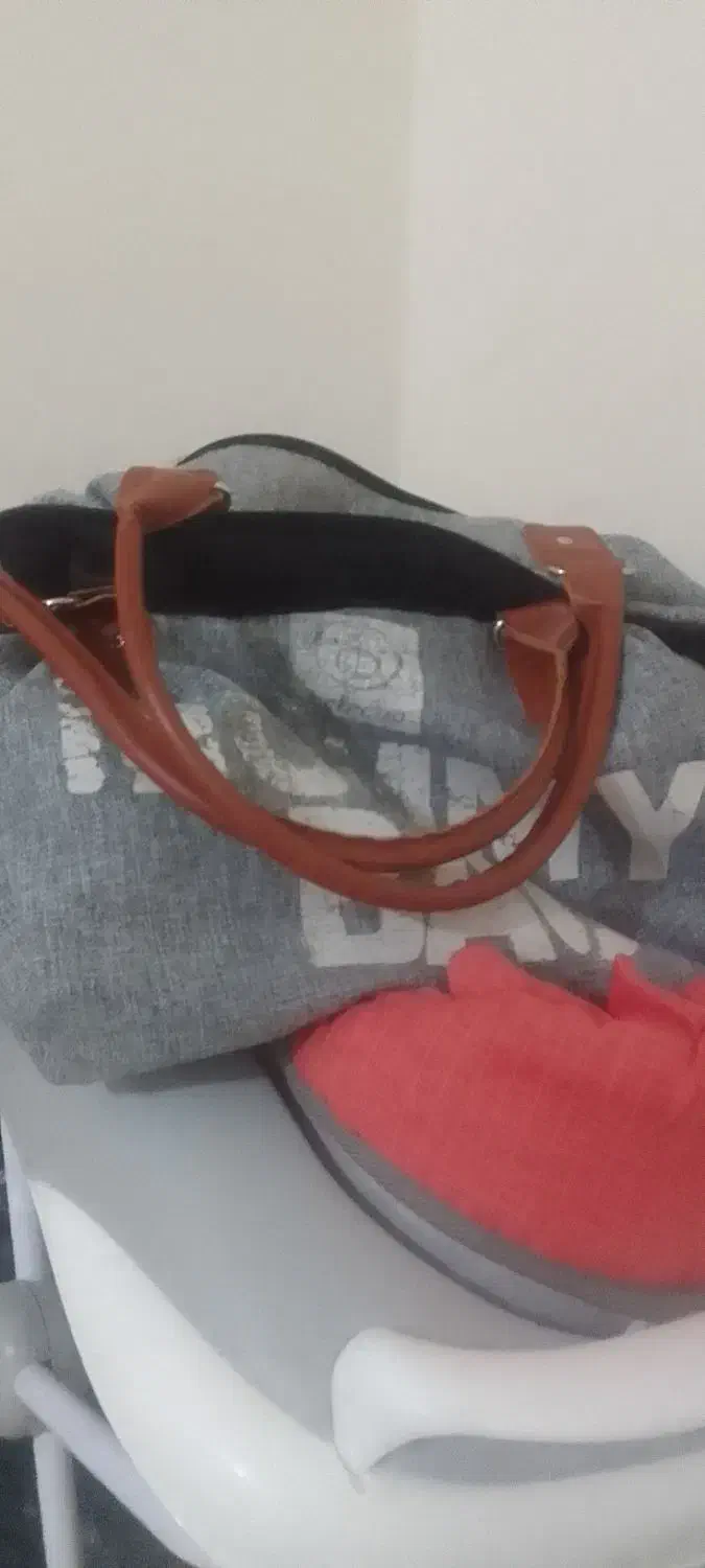 ورق بزن|کالسکه و لوازم جانبی|شهرکرد, |دیوار