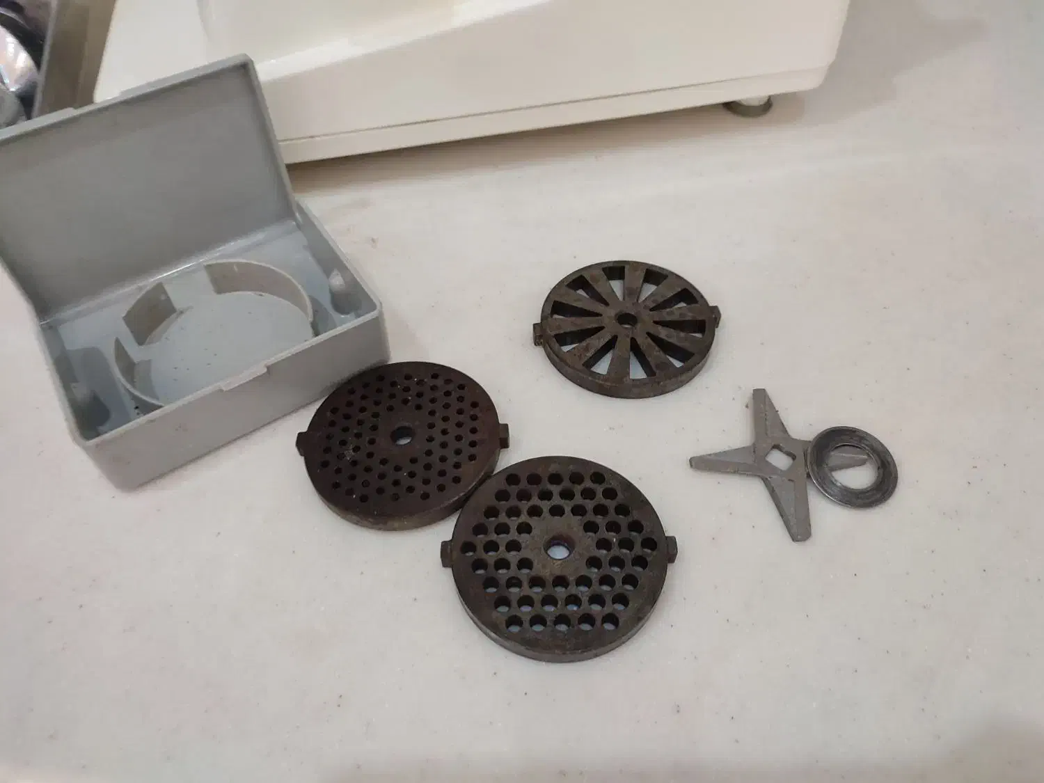 در حد نو|خردکن، آسیاب، غذاساز|گنبد کاووس, |دیوار