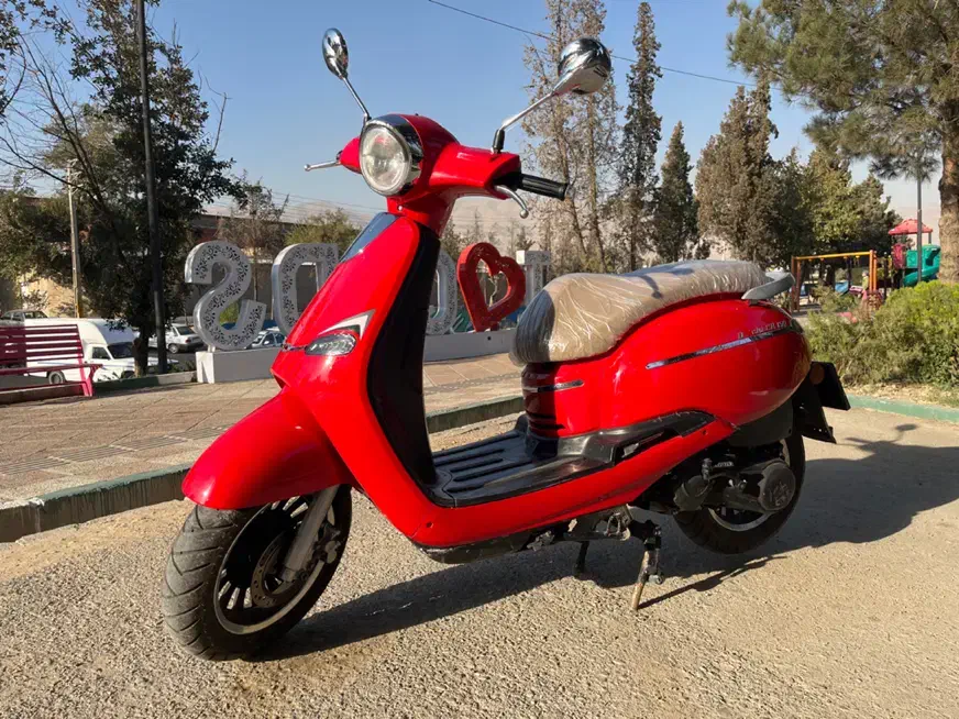 وسپا cr150 بنزینی در حد صفر|موتورسیکلت|تهران, وردآورد|دیوار