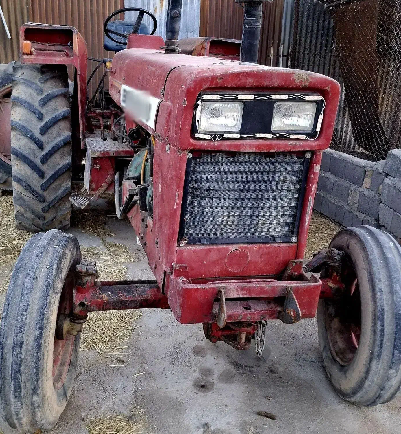 تراکتور بی ام شیش|خودرو سنگین|مبارکه, |دیوار