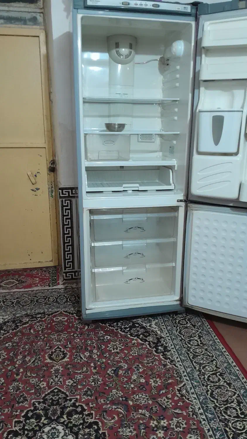 یخچال|یخچال و فریزر|کوه چنار, |دیوار