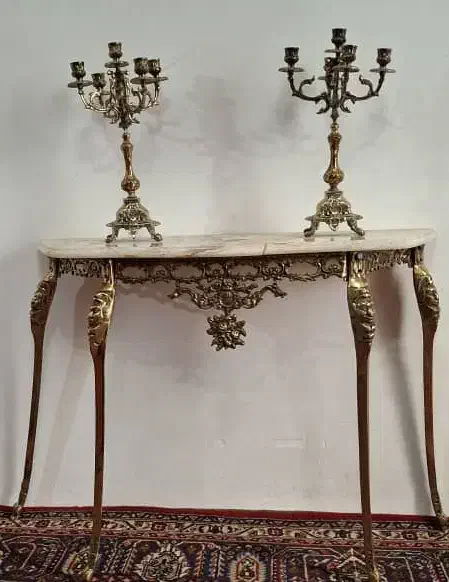 میز کنسول زیبا بدون آینه با دو شمعدان جذاب|بوفه، ویترین، کنسول|ارومیه, |دیوار