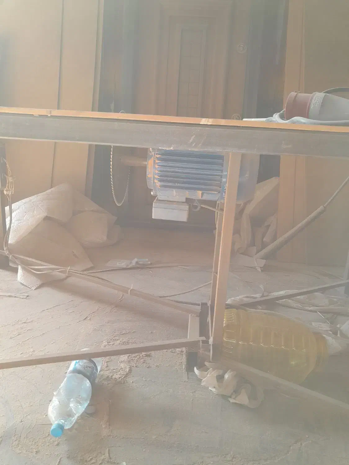 آره ام دی اف بر|ابزارآلات|شاهدشهر, |دیوار