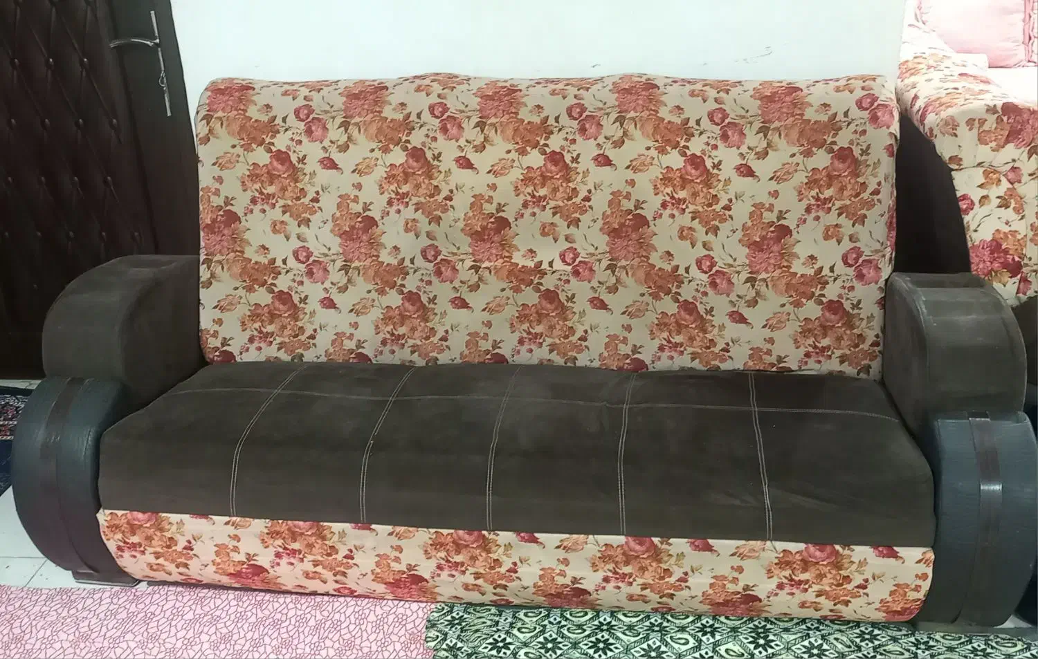 مبلمان|مبلمان خانگی و میز عسلی|رشت, لاکان شهر|دیوار