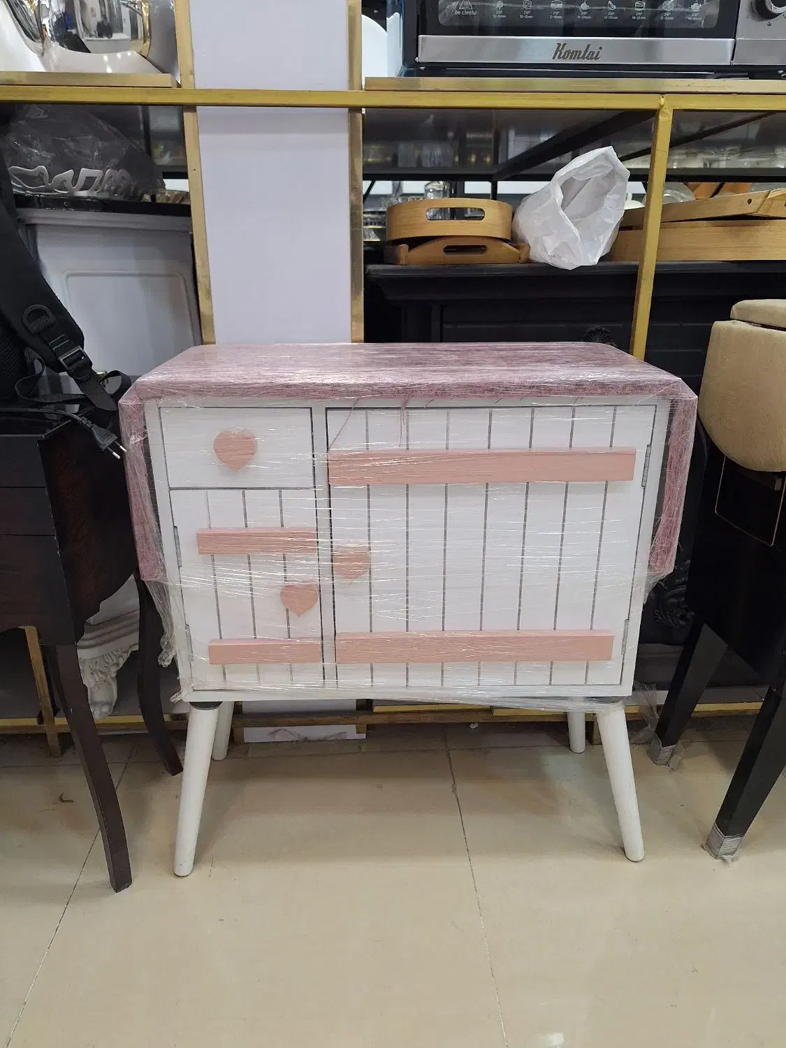 فروش میز اتو و میز چرخ خیاطی ( جلو مبلی عسلی)|مبلمان خانگی و میز عسلی|قم, نیروگاه|دیوار