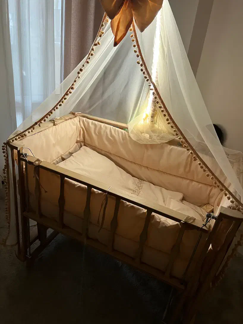 تخت گهواره ای چوبی نوزاد|تخت و صندلی بچه|تهران, افسریه شمالی|دیوار