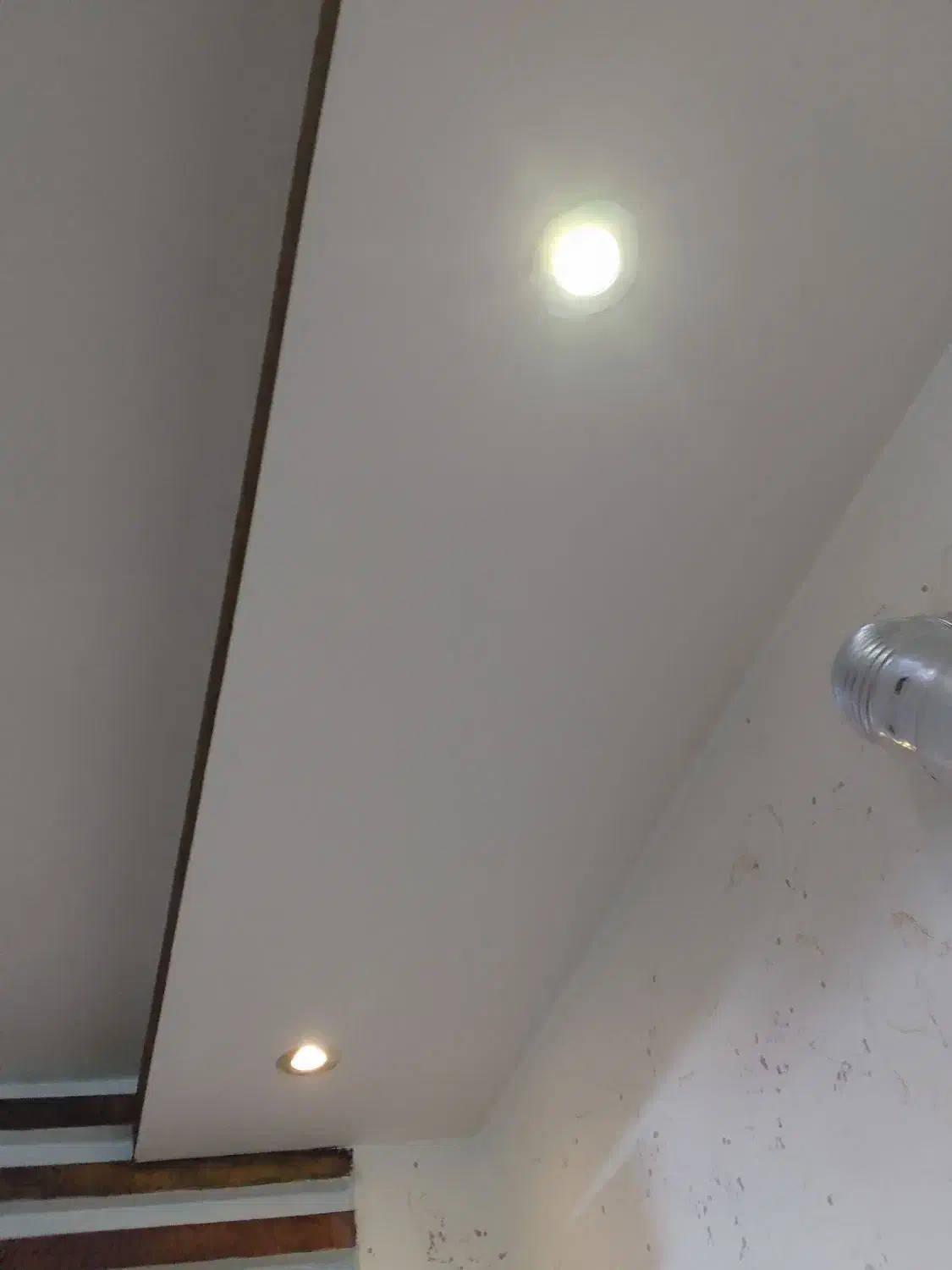 حالوژن ۵وات کارکرده سالم|لامپ و چراغ|ابریشم, |دیوار