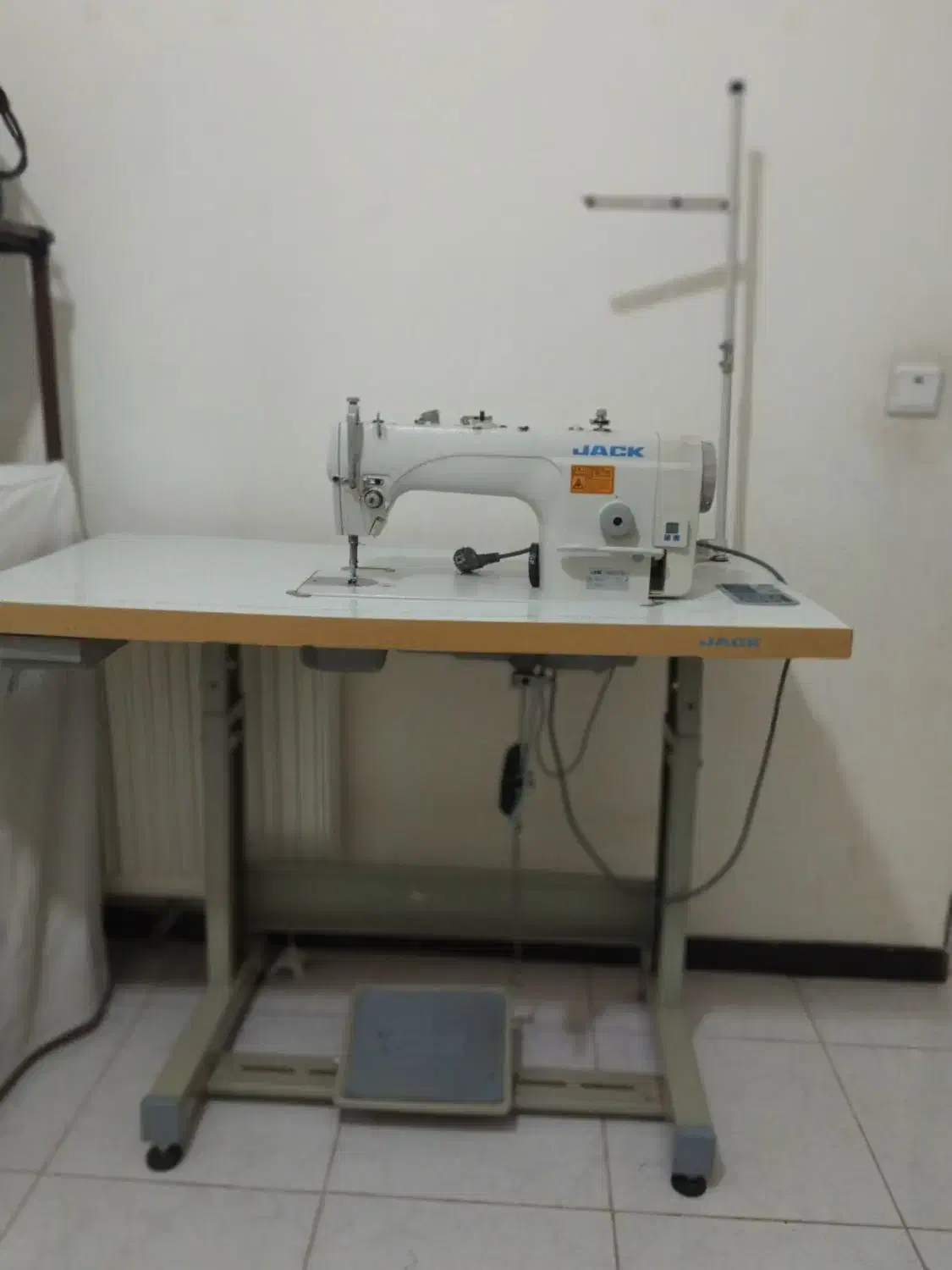 چرخ خیاطی صنعتی|چرخ خیاطی و ریسندگی|پرند, فاز ۵|دیوار