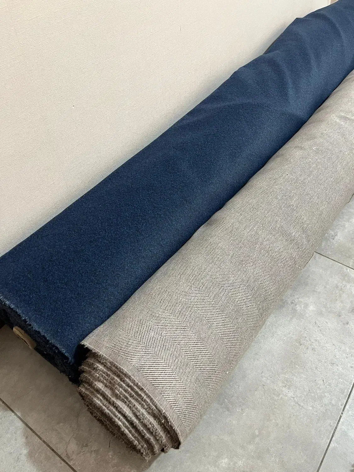 پارچه|لوازم خیاطی و بافتنی|شیراز, قدوسی شرقی|دیوار