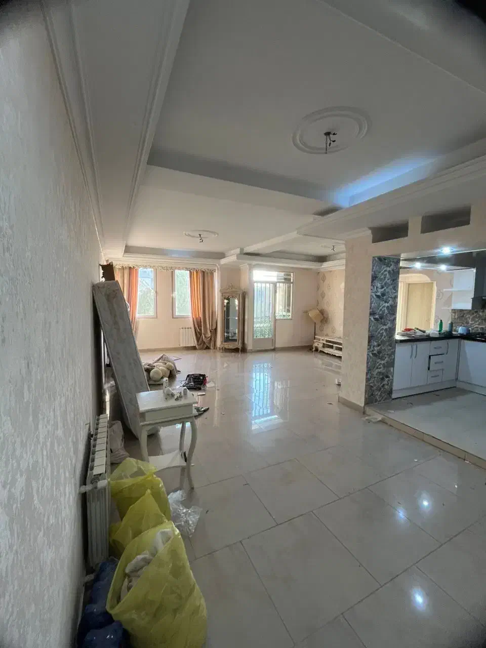 ۸۴ متر -۲ خواب -فول امکانات