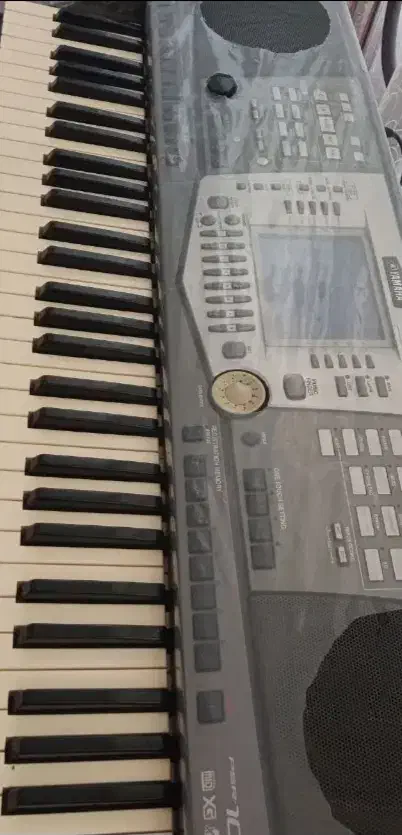 ارگ یاماهاpsr 1000|پیانو، کیبورد، آکاردئون|اسفراین, |دیوار