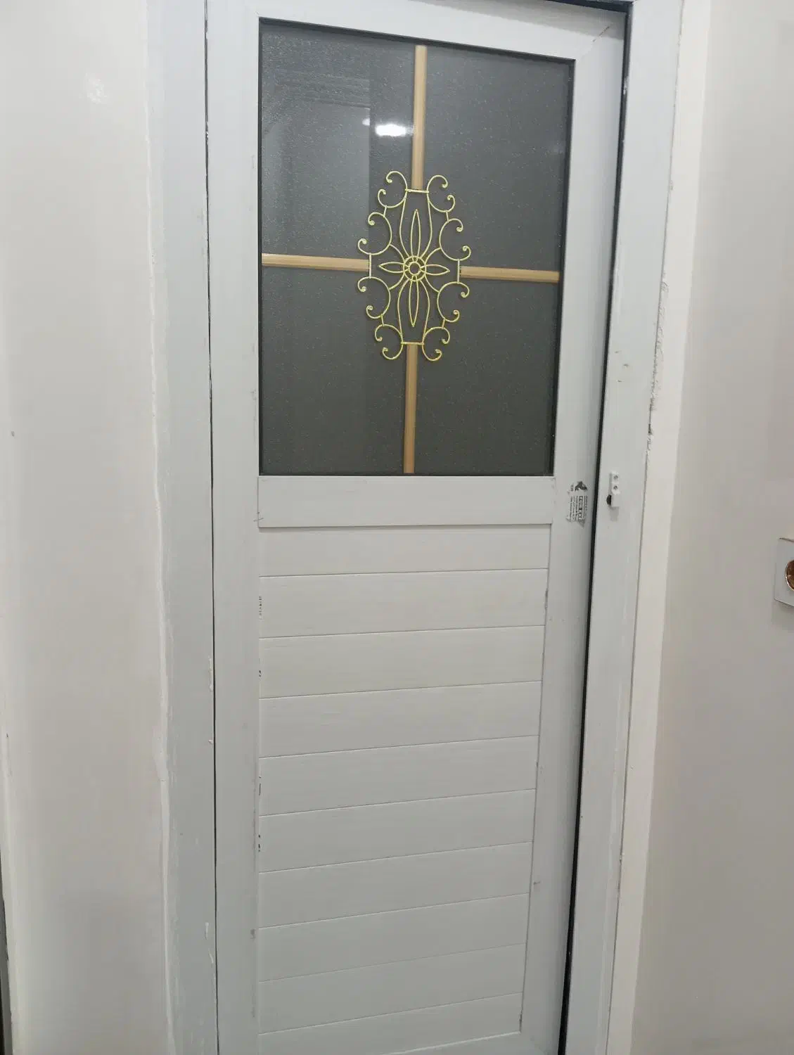 درب سرویس بهداشتی نو|مصالح و تجهیزات ساختمان|دهدشت, |دیوار