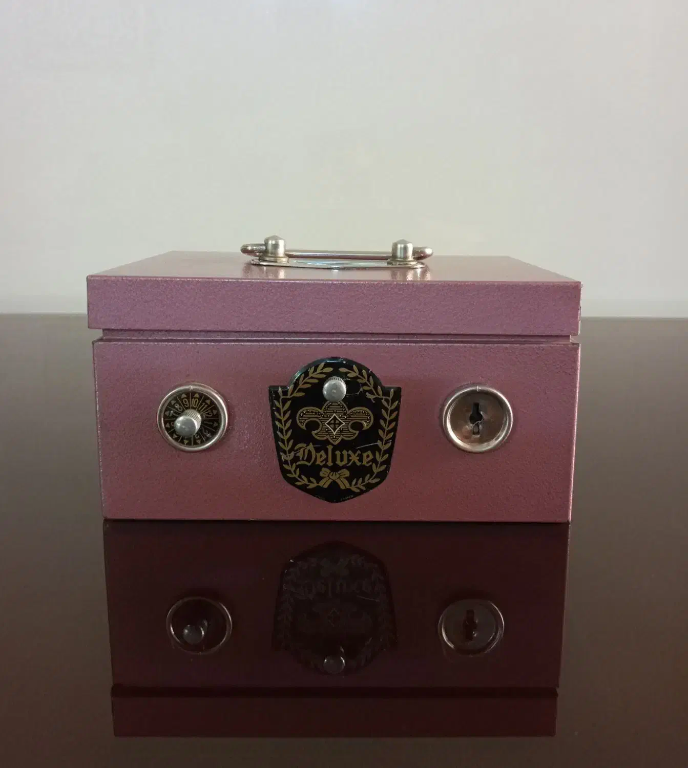 صندوقچه فلزی و قلک رمزدار و موزیکال، ژاپنی، عتیقه|کلکسیون اشیاء عتیقه|تهران, افسریه جنوبی|دیوار