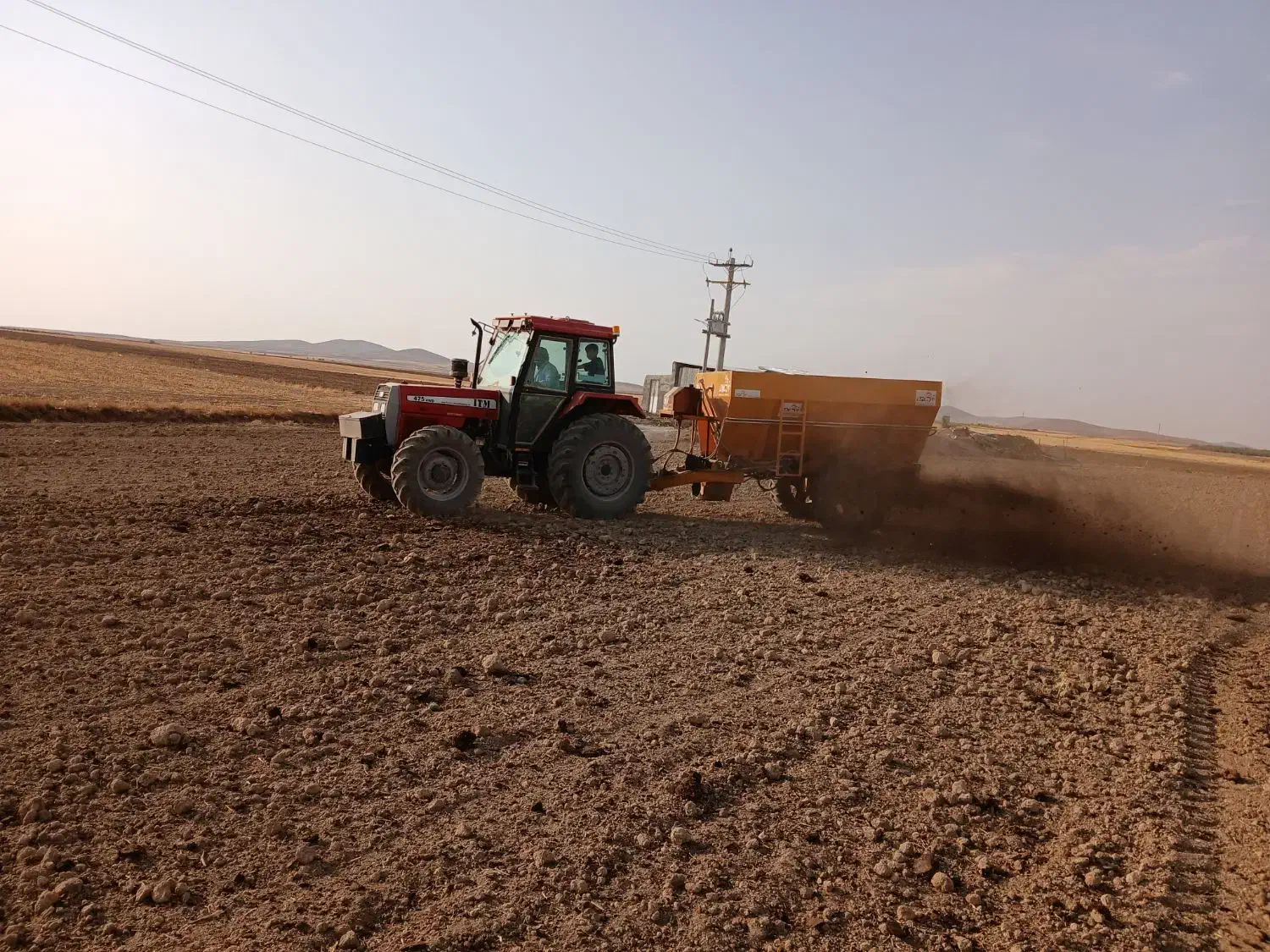 کودپاش دامی تراکتور آراد|ماشین‌آلات صنعتی|فرمهین, |دیوار