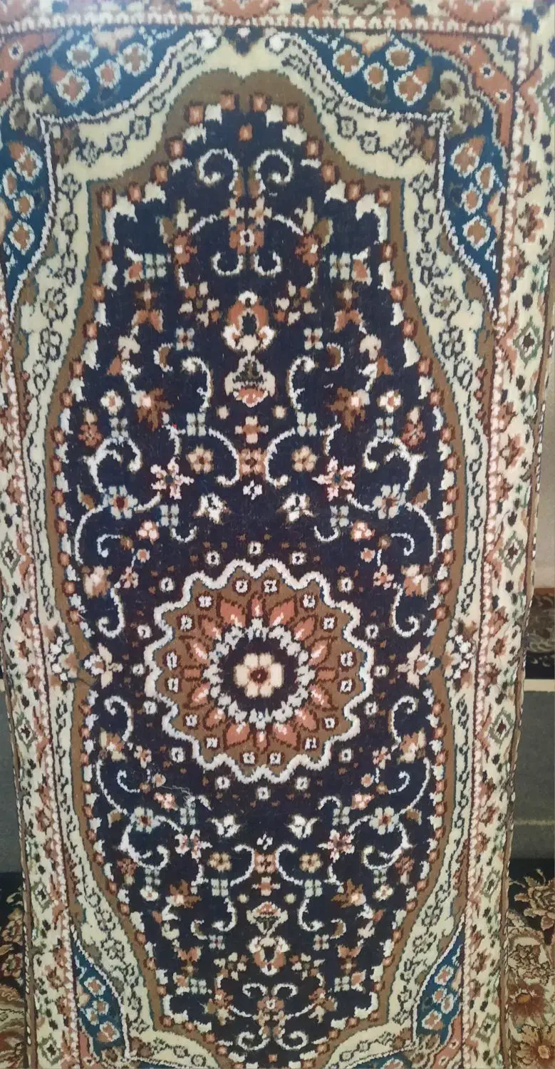 یک جفت پشتی|پشتی|ملایر, |دیوار