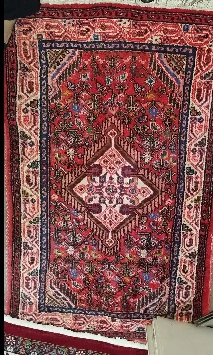 فرش دستباف پنچرکی|فرش|همدان, |دیوار