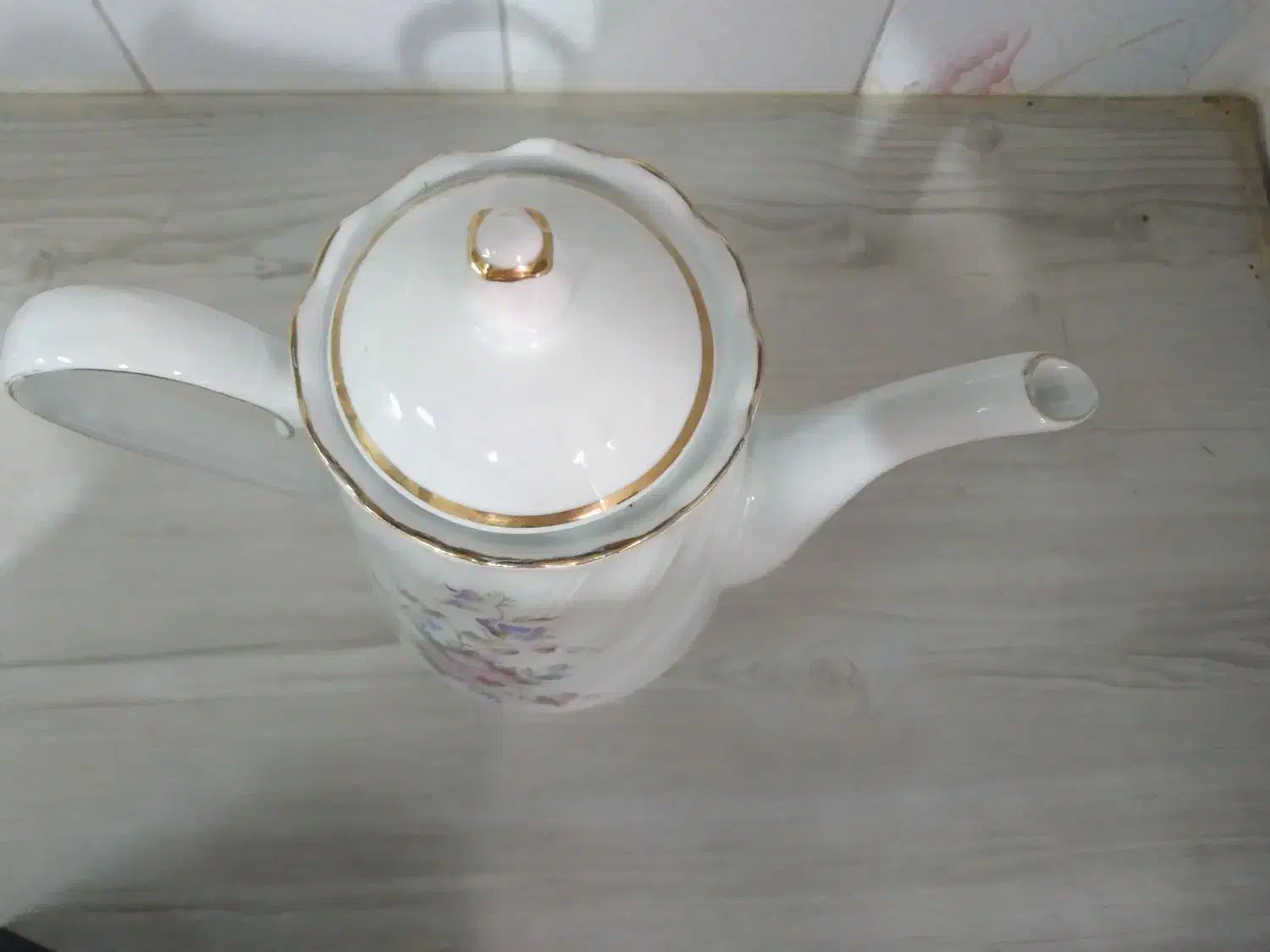 شیر‌خوری‌نو|قوری، کتری، قهوه‌ساز دستی|رشت, دروازه لاکان|دیوار