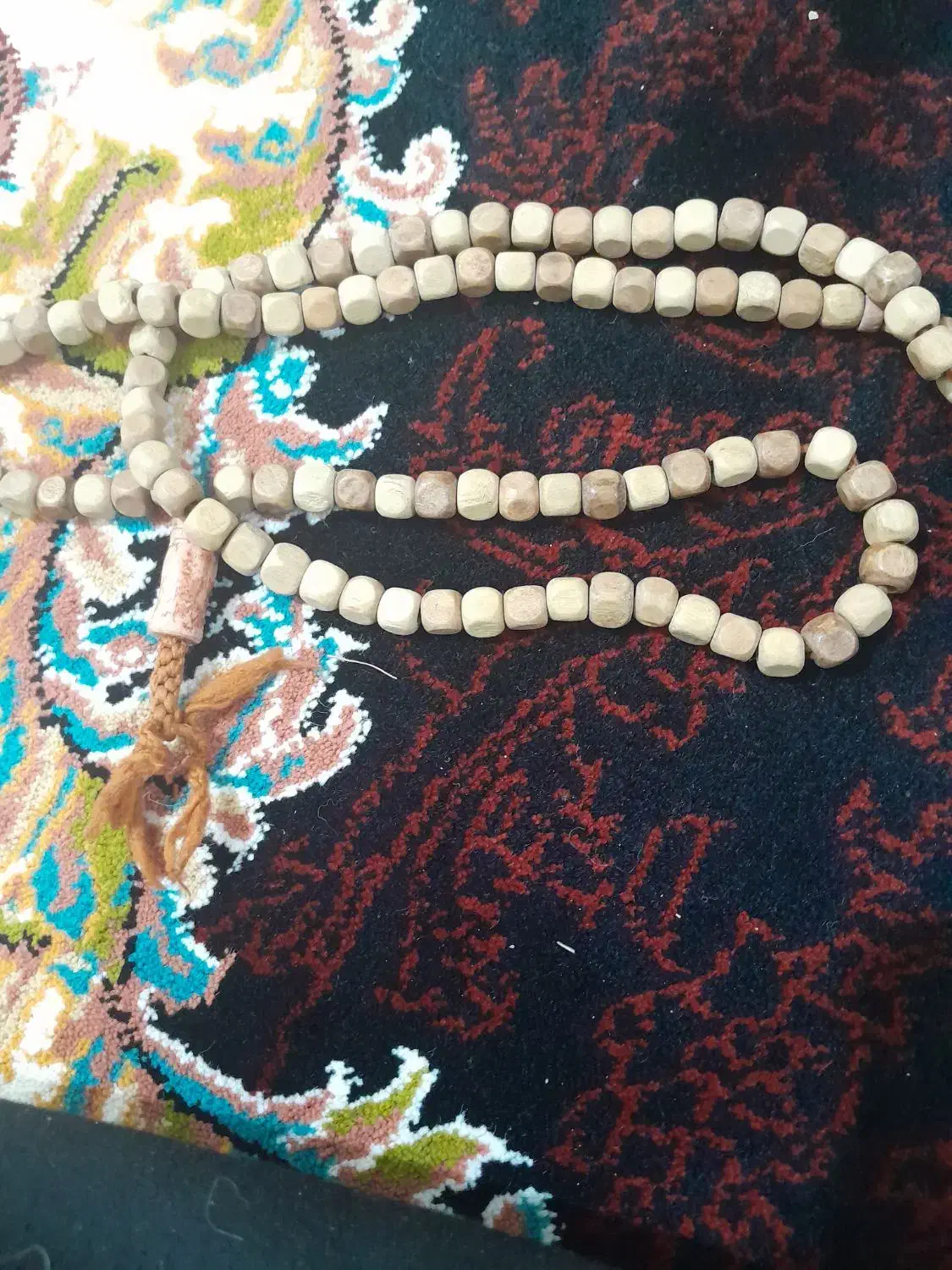 تسبیه چوبی جنس عالی|جواهرات|نهاوند, |دیوار