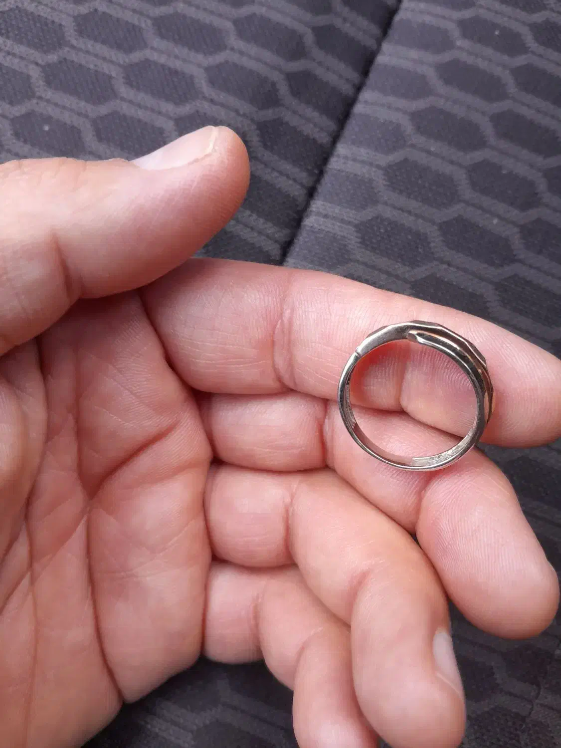 حلقه طلا|جواهرات|دورود, |دیوار