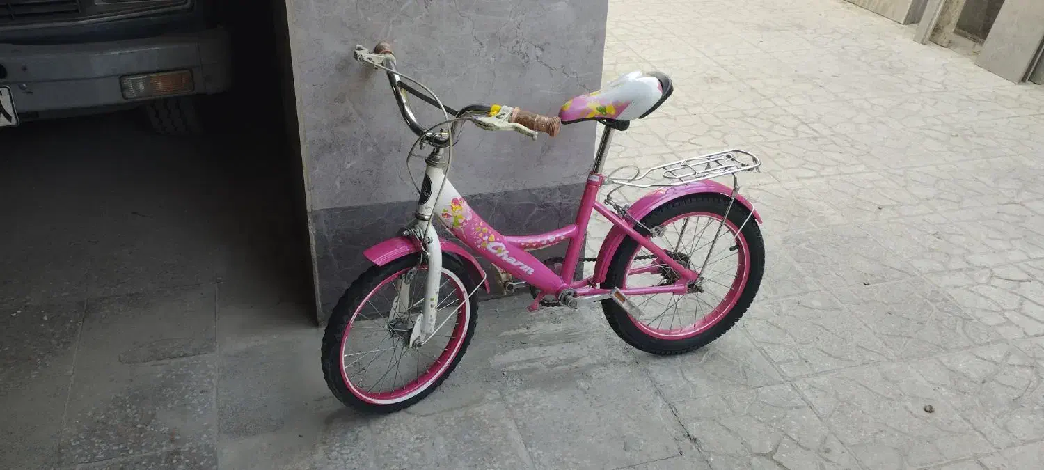 دوچرخه دخترانه و موتور سه چرخ شارژی|دوچرخه، اسکیت، اسکوتر|فردیس, نگارستان|دیوار