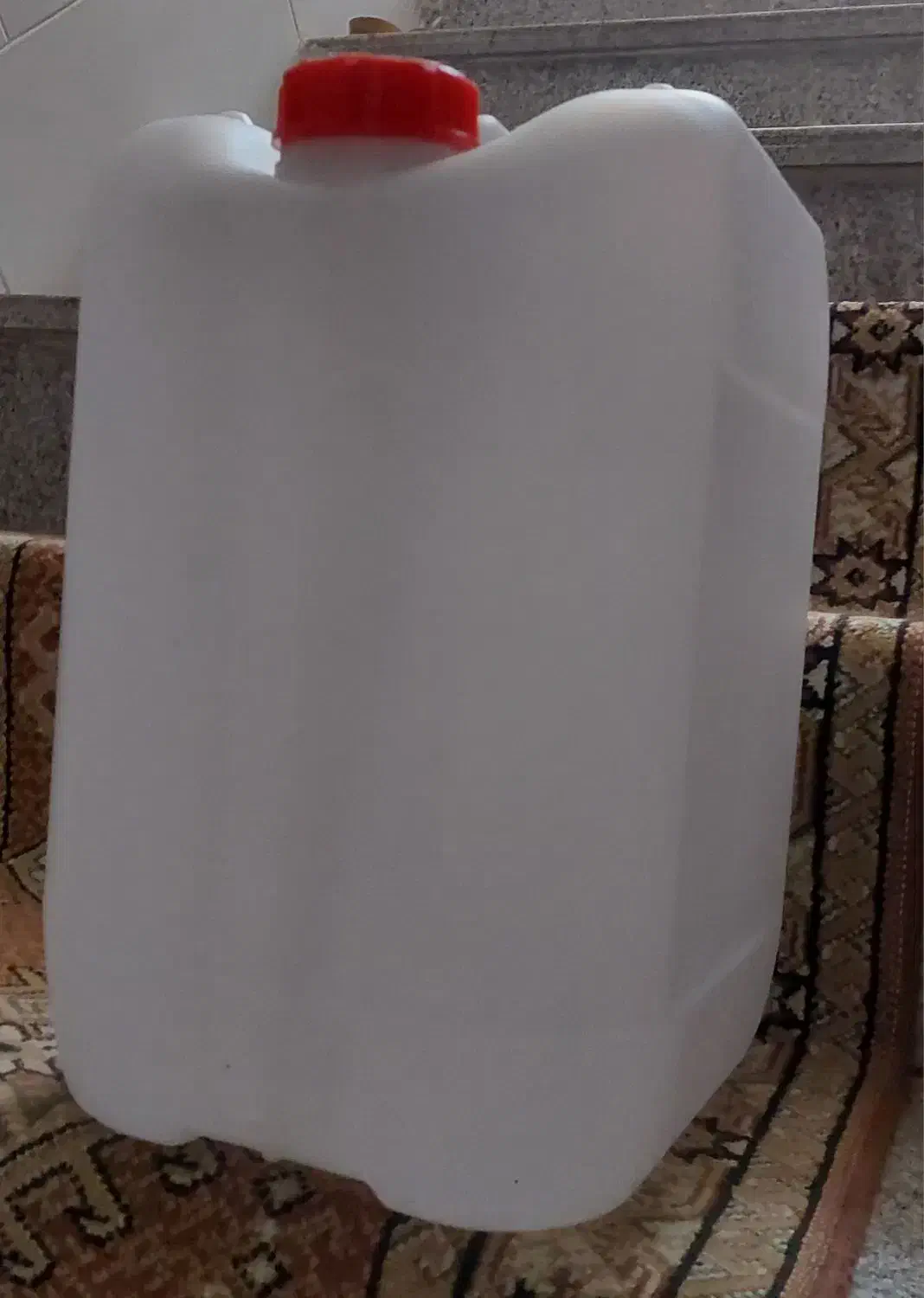 دبه اب|ظروف نگهدارنده، پلاستیکی، یکبارمصرف|یزد, |دیوار