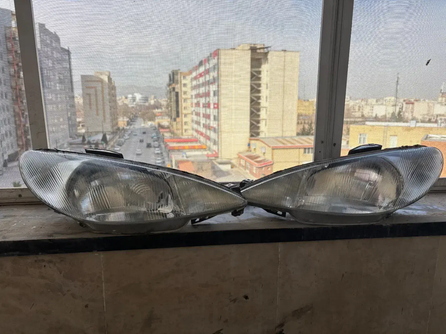 چراغ جلو کبریتی و کریستالی valeo و چراغ عقب|قطعات یدکی و لوازم جانبی|تهران, شهرآرا|دیوار