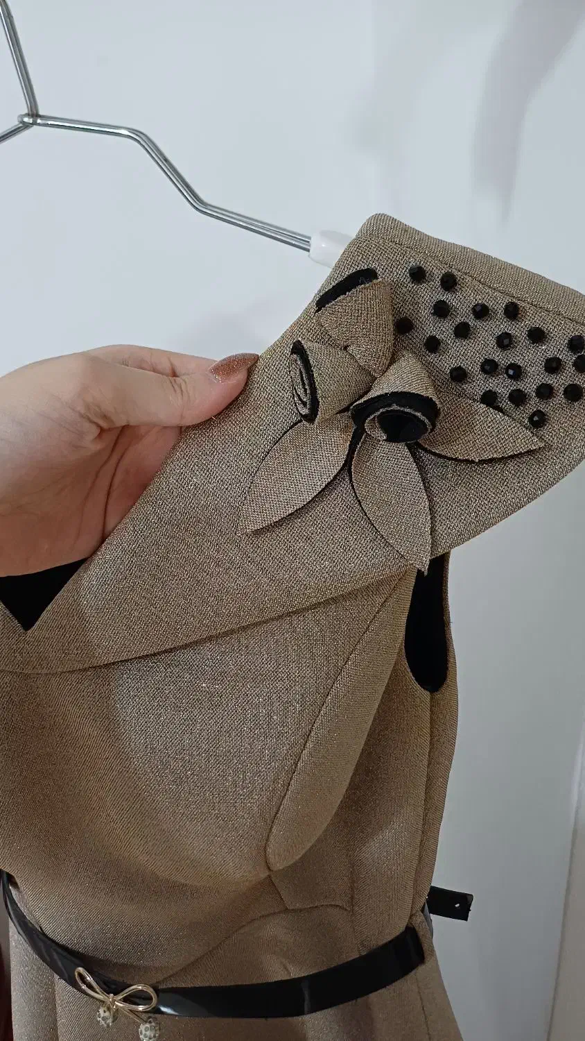 مجلسی رنگ نود|لباس|لوندویل, |دیوار